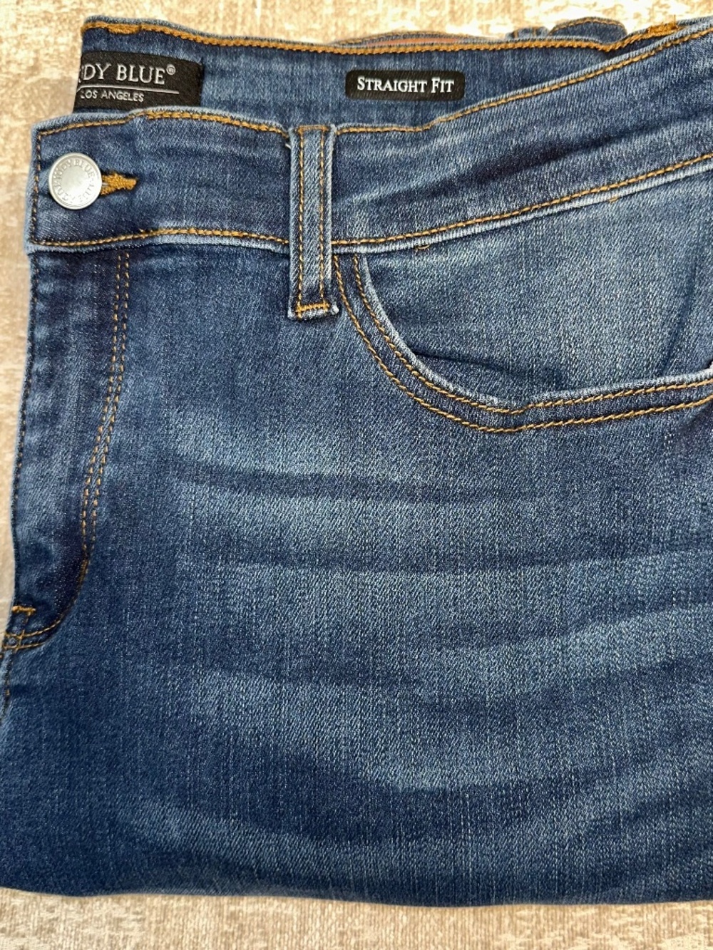 Judy Blue non-distressed straight fit jeans